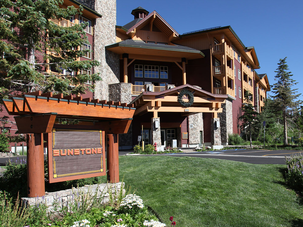 Sunstone Lodge at Juniper Springs Resort